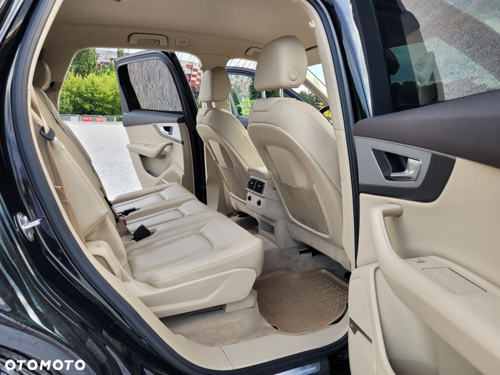 Audi Q7 - 11