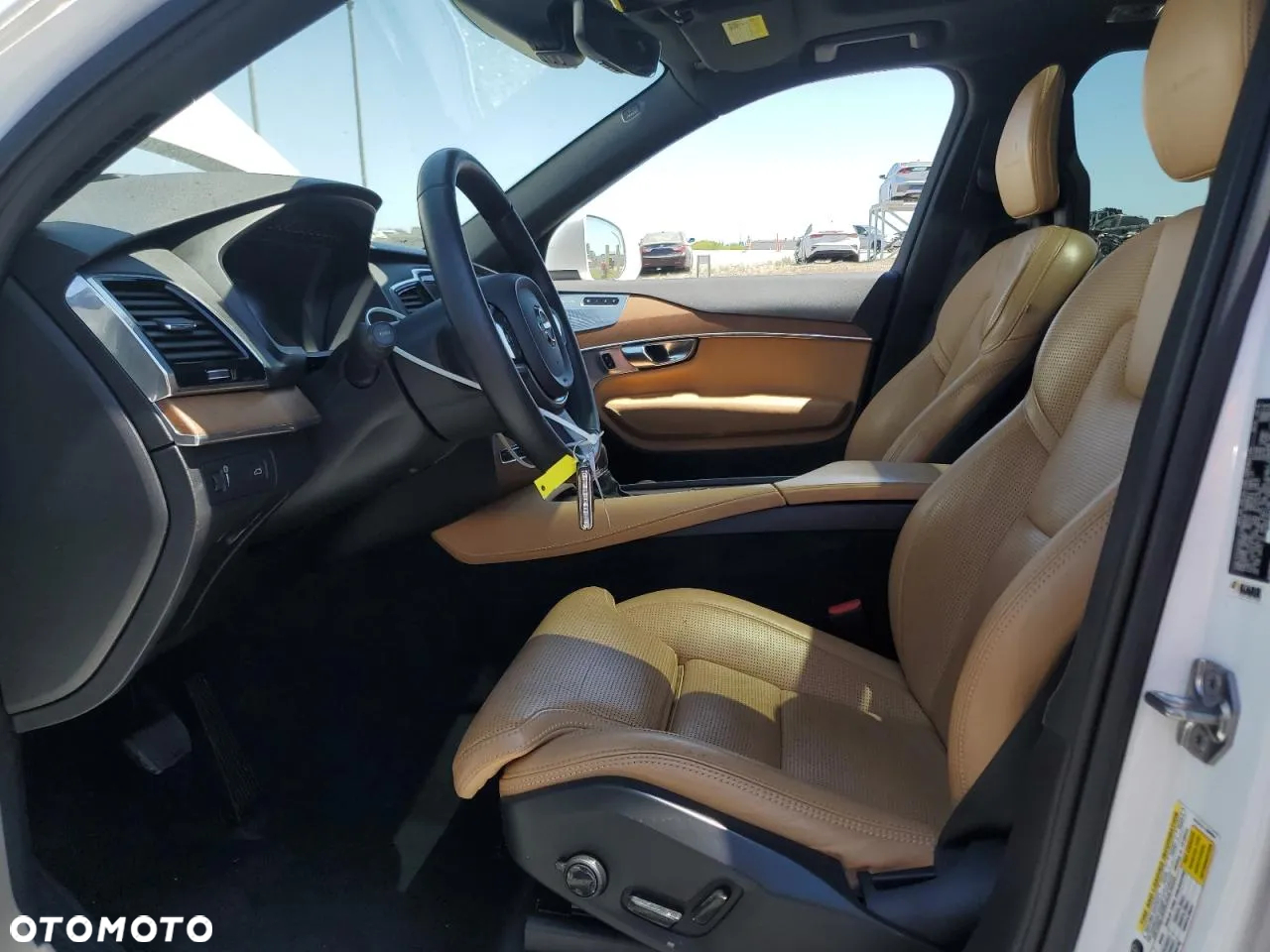 Volvo XC 90 - 8