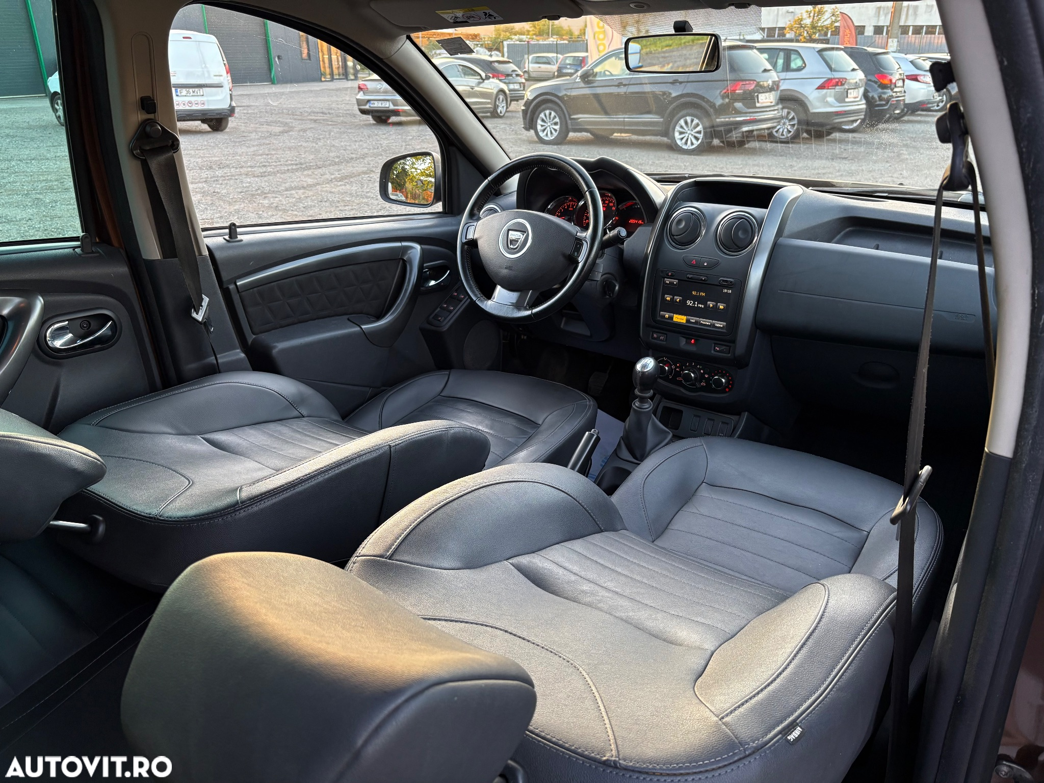 Dacia Duster TCe 125 4x2 Laureate - 8