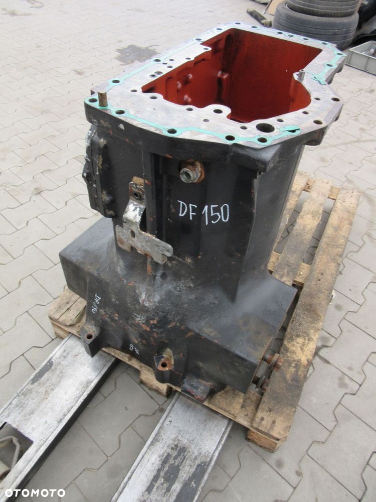 Obudowa skrzyni biegów 2093419012 Deutz Fahr Agrotron 150 Case CS - 4
