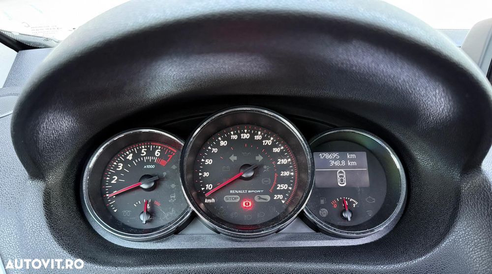 Renault Megane - 9