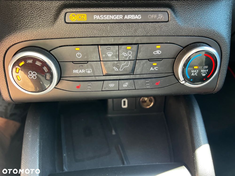 Ford Focus 2.0 TDCi ST-Line ASS - 24