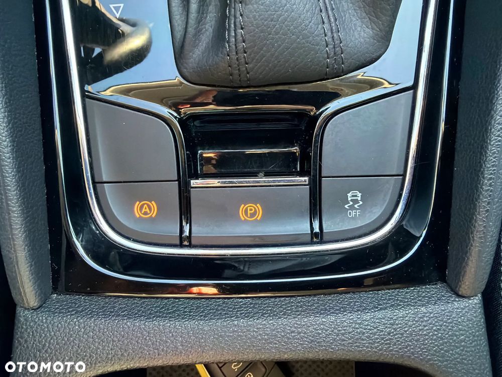 Skoda Karoq 1.5 TSI ACT 4x2 Style DSG - 30