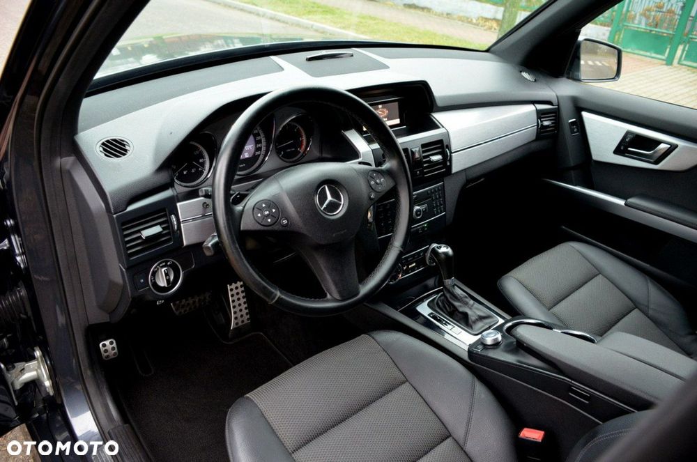 Mercedes-Benz GLK - 23