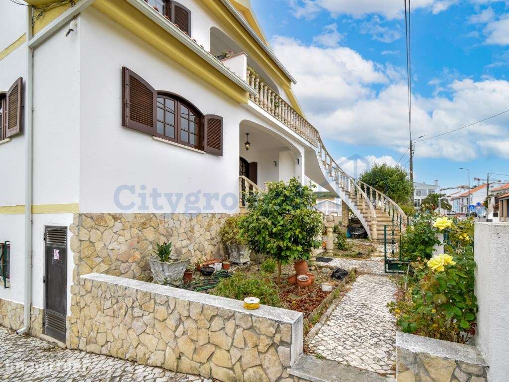 Apartamento T2+1 com garagem fechada na Foz do Arelho - Grande imagem: 2/26