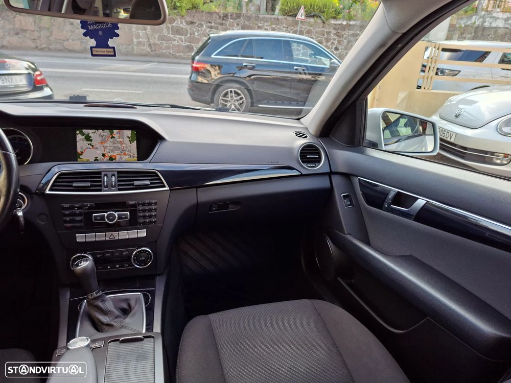 Mercedes-Benz C 200 Station CDI DPF (BlueEFFICIENCY) Elegance - 27