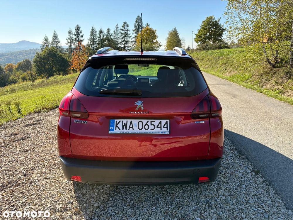 Peugeot 2008 1.2 Pure Tech Active S&S - 9