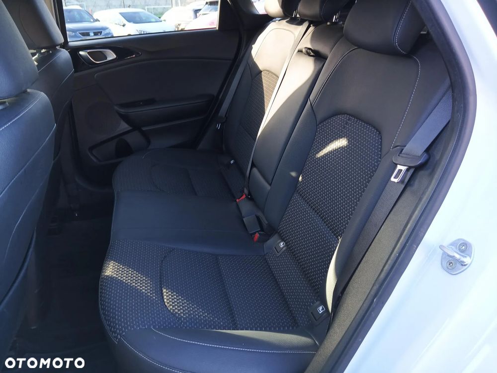 Kia Ceed 1.4 T-GDI L - 16