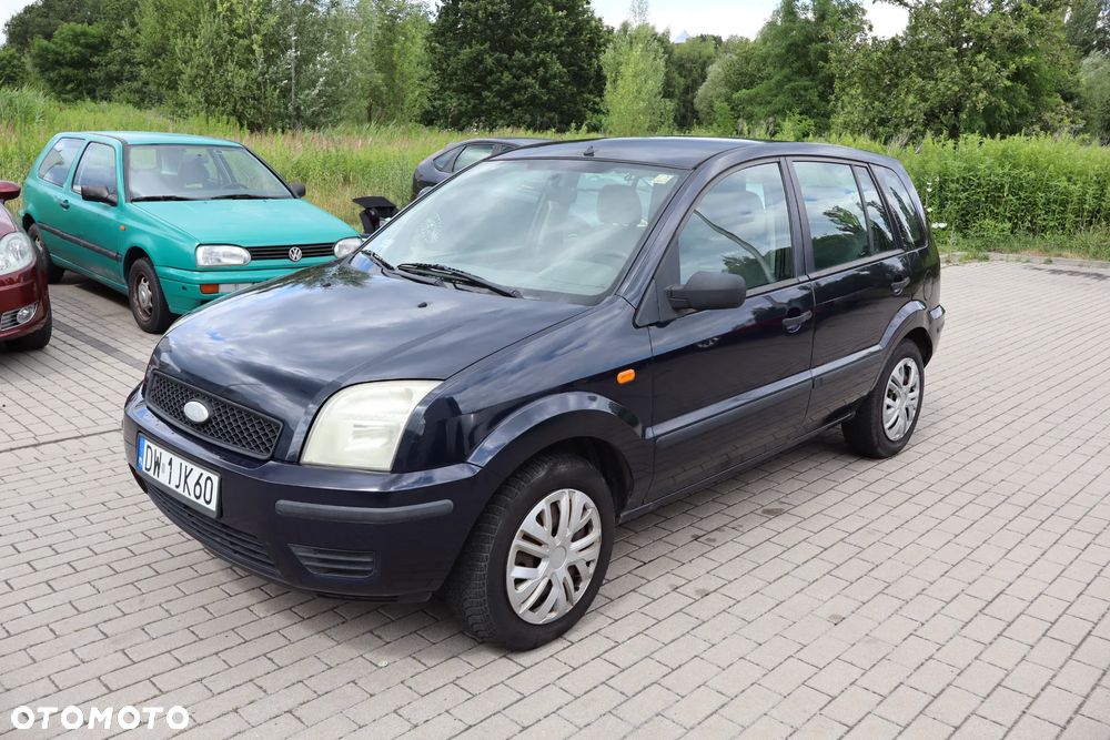 Ford Fusion 1.4 Ambiente - 17