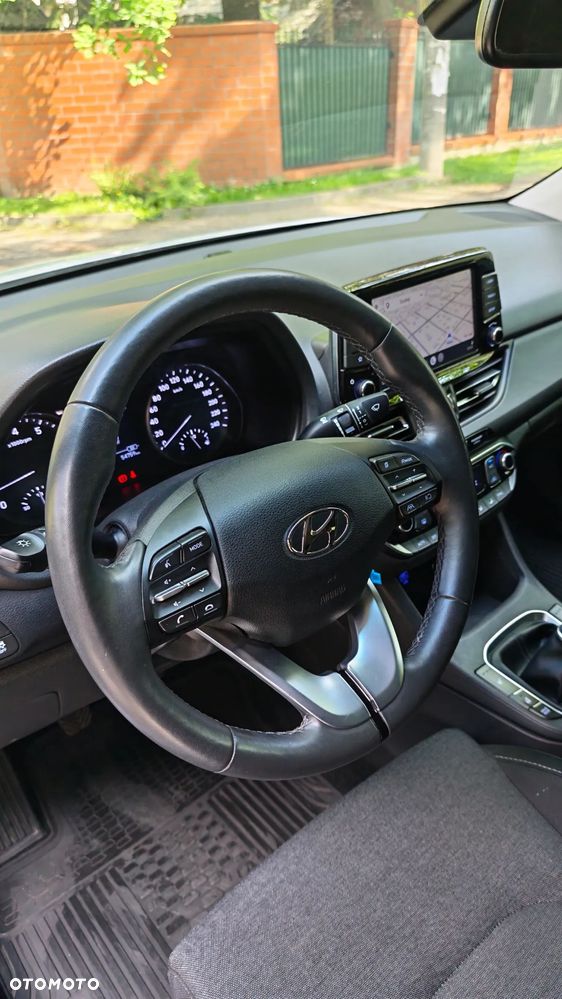 Hyundai i30 1.5 T-GDI 48V Executive - 13