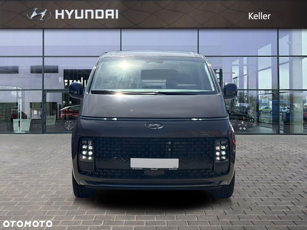 Hyundai Staria - 9