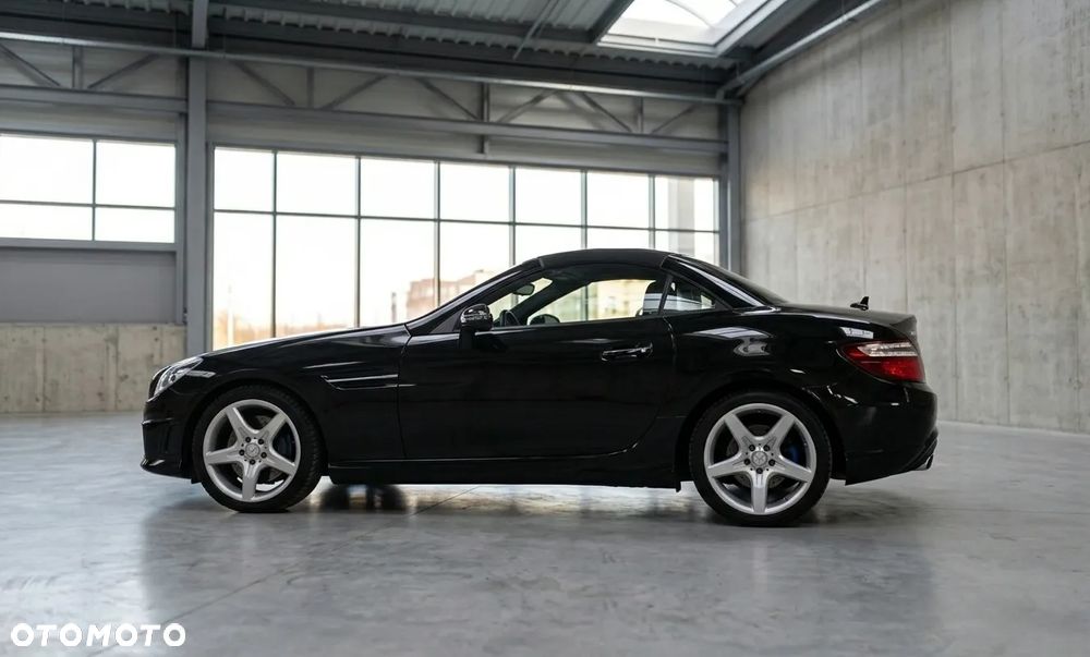 Mercedes-Benz SLK 350 (BlueEFFICIENCY) 7G-TRONIC - 8