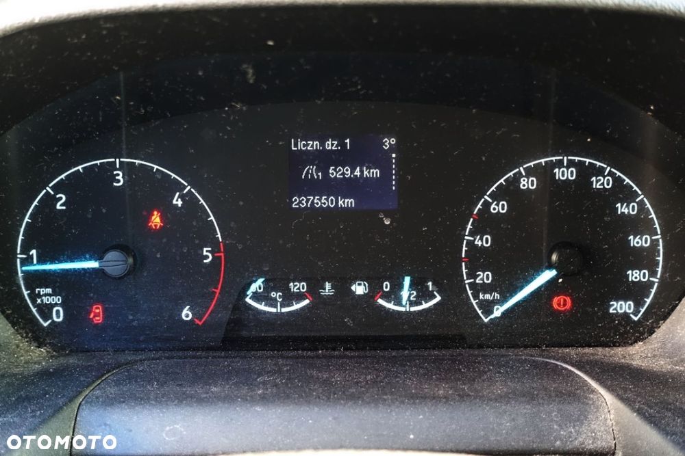 Ford Transit Custom - 12