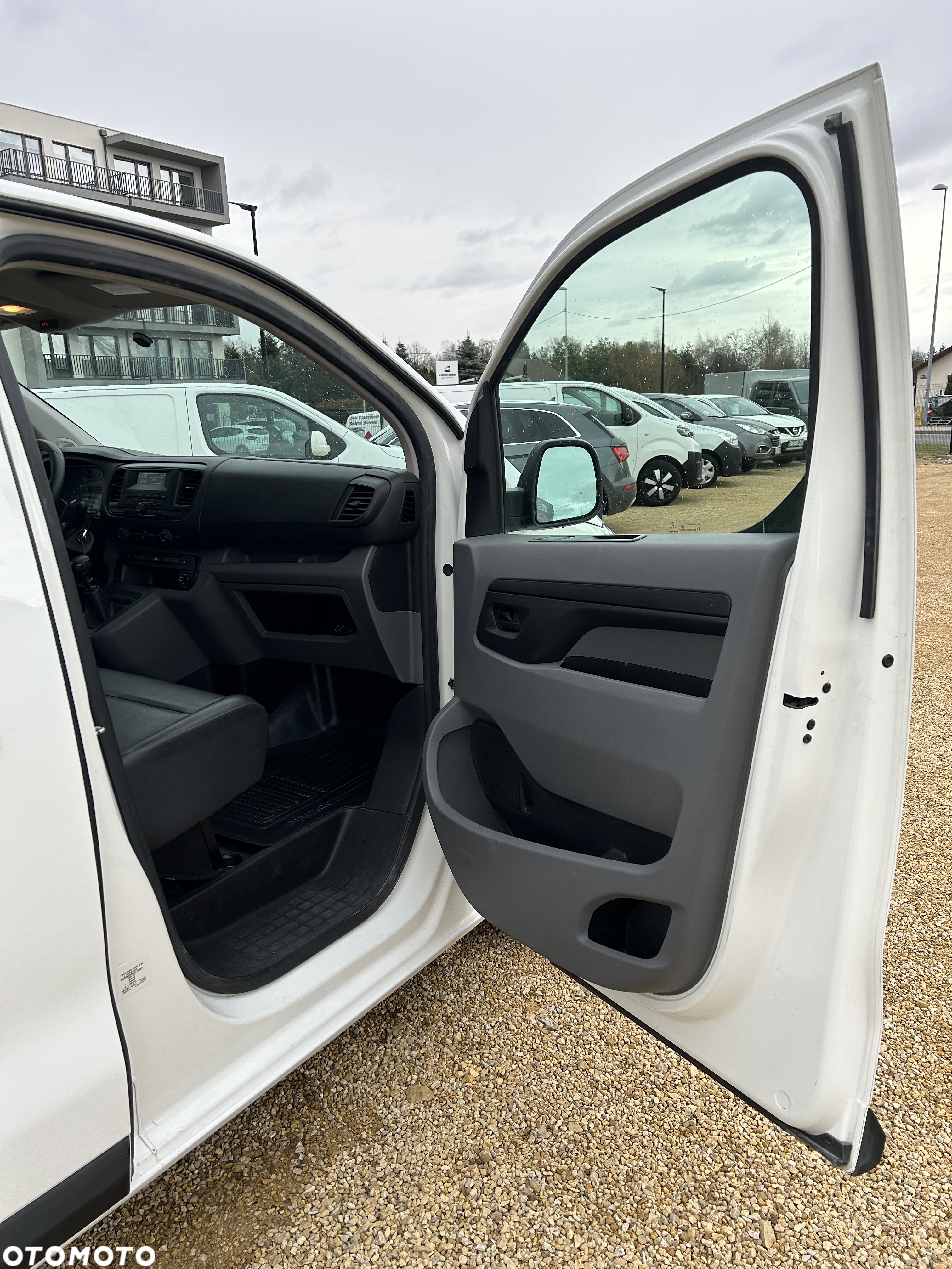 Toyota PROACE - 14