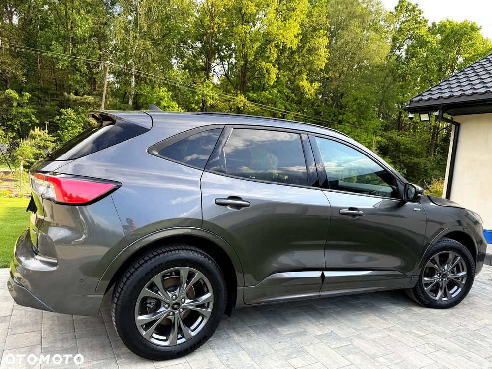 Ford Kuga 2.5 Duratec PHEV ST-LINE X - 14