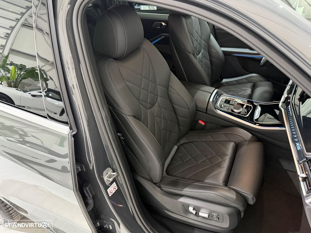 BMW X5 50 e xDrive Edição Desportiva M - 37