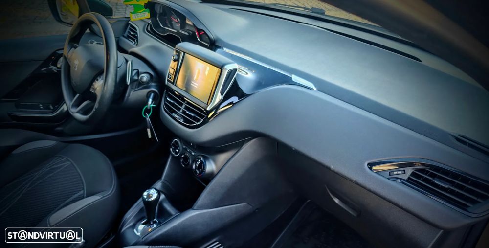 Peugeot 208 e-HDi 68 EGS5 Stop&Start Active - 13