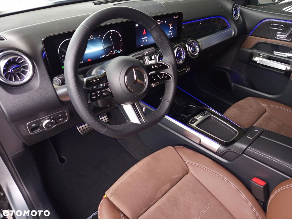 Mercedes-Benz GLB - 7