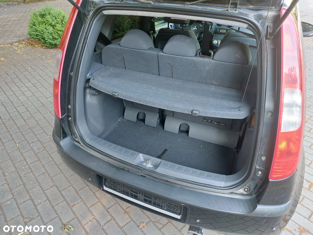 Mitsubishi Colt - 9