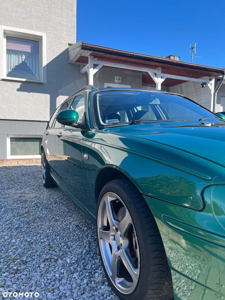 MG ZT