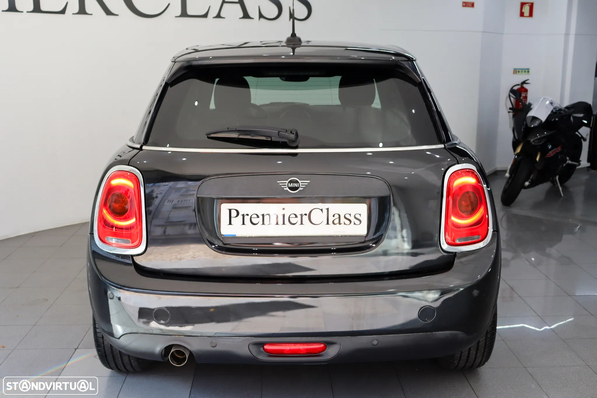 MINI 5 Portas One - 4