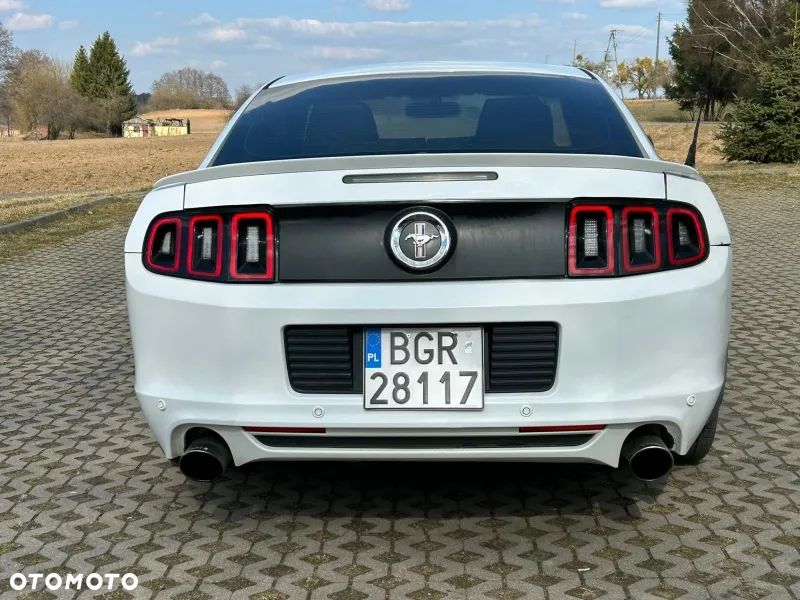 Ford Mustang - 6