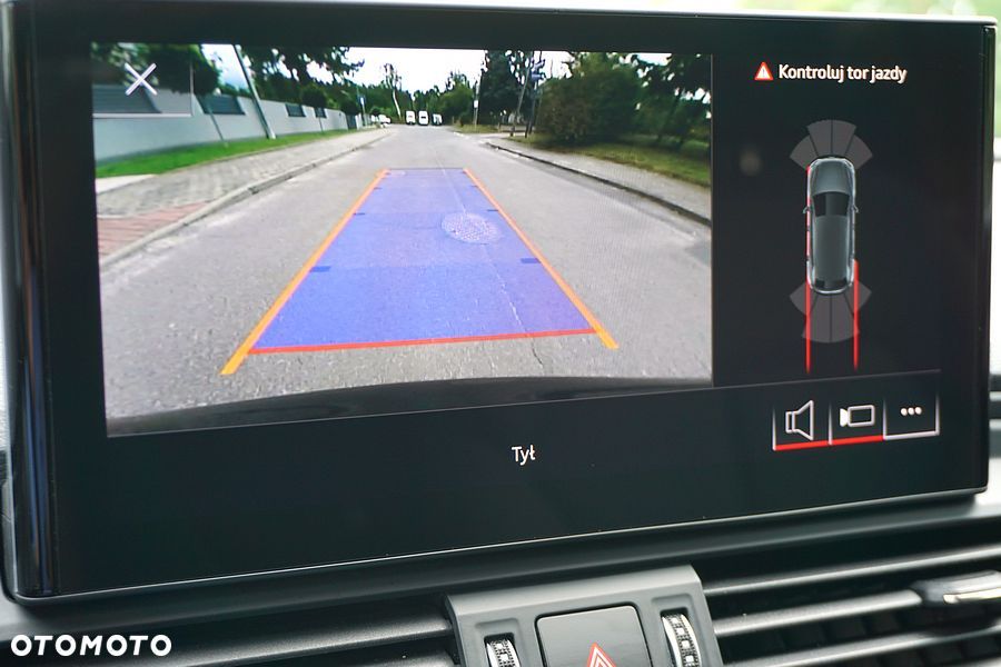 Audi Q5 40 TDI quattro S tronic sport - 36