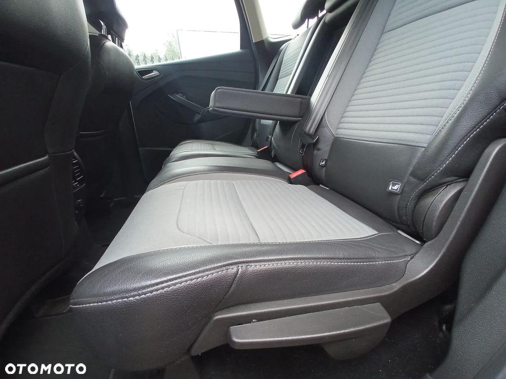 Ford Kuga 2.0 TDCi 4WD Titanium Plus - 33