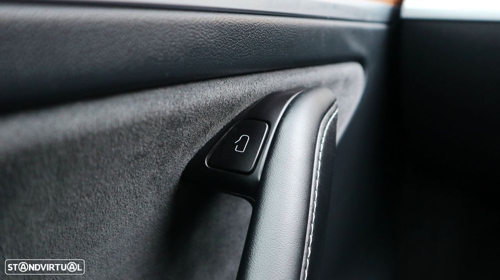 Tesla Model Y Tração Traseira - 21