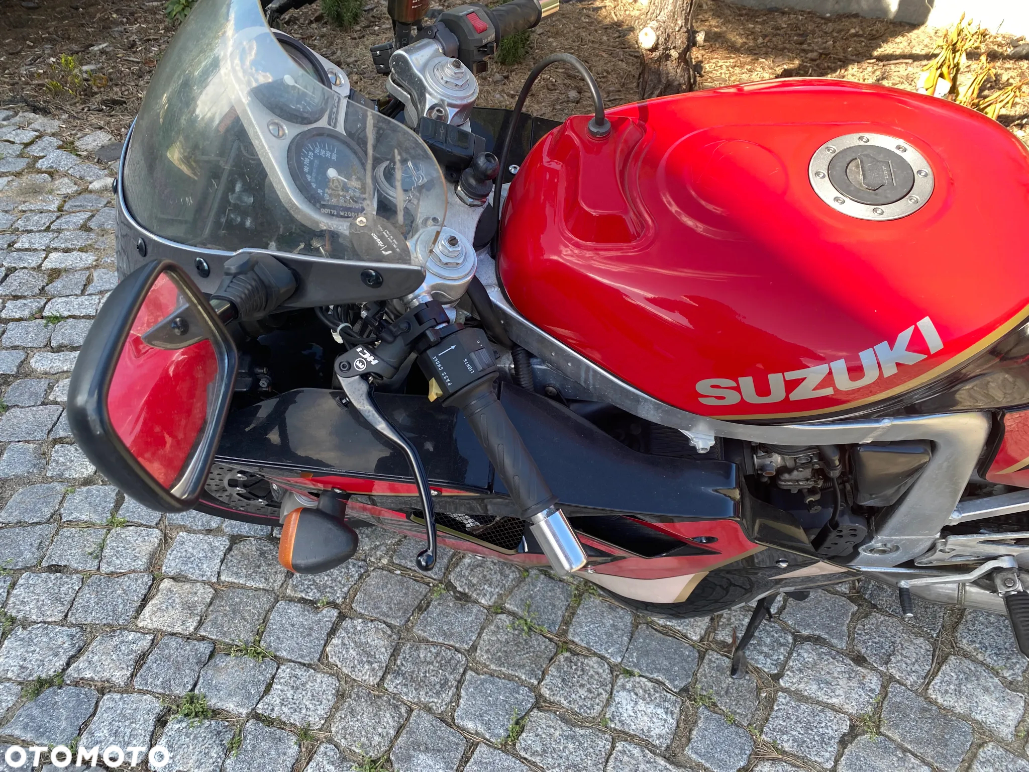 Suzuki GSX-R - 19