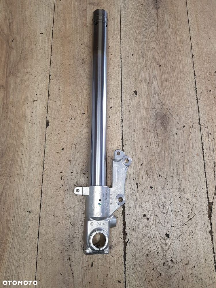 Rura laga kopyto Suzuki GSX-R 750W  51110-17E20 - 8
