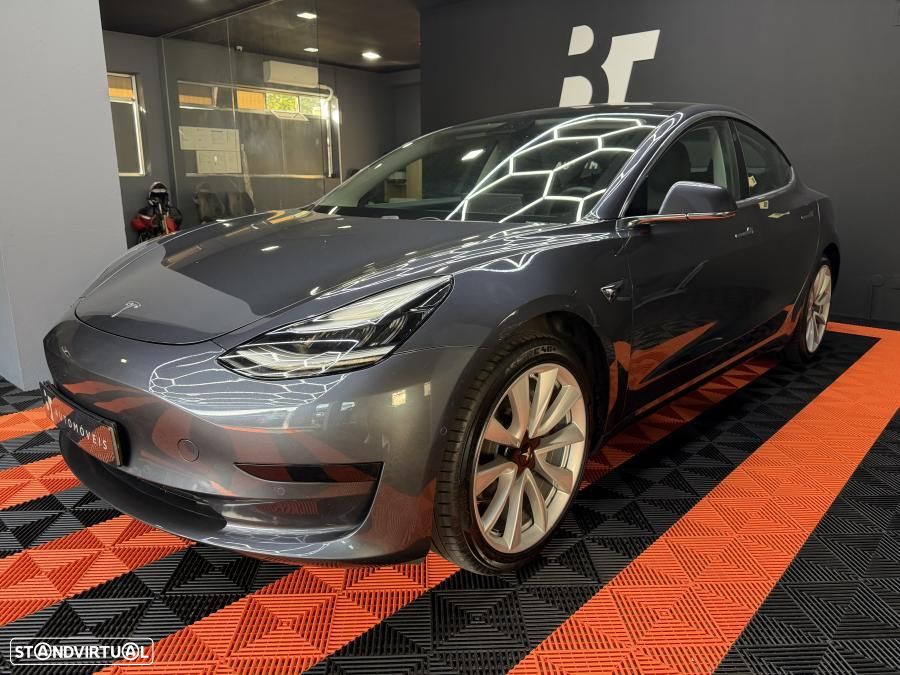 Tesla Model 3 Standard Range Plus RWD - 1