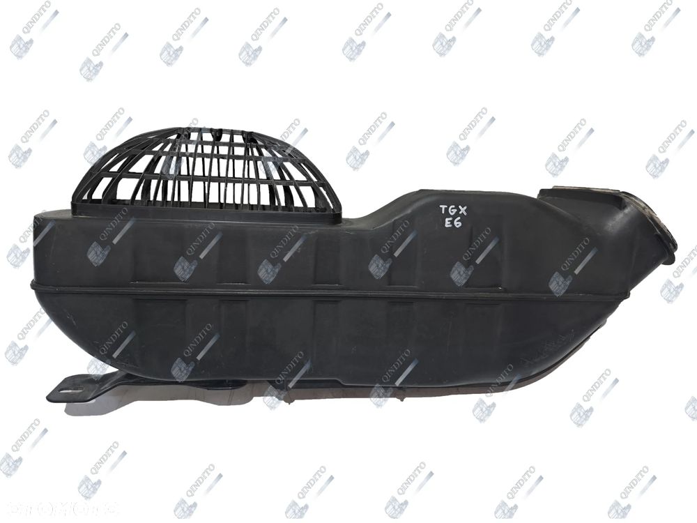 WLOT POWIETRZA RURA KOMIN WLOTU MAN TGS TGX euro 6 D2676 - 1