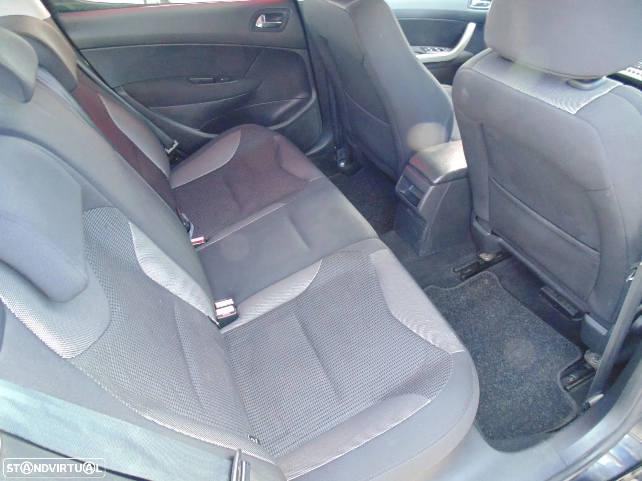 Peugeot 308 1.6 HDi Executive - 13
