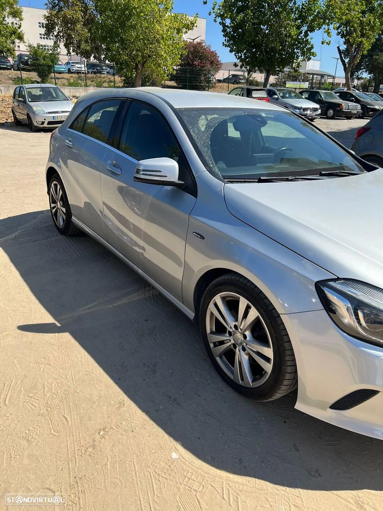 Mercedes-Benz A 160 Standard - 4