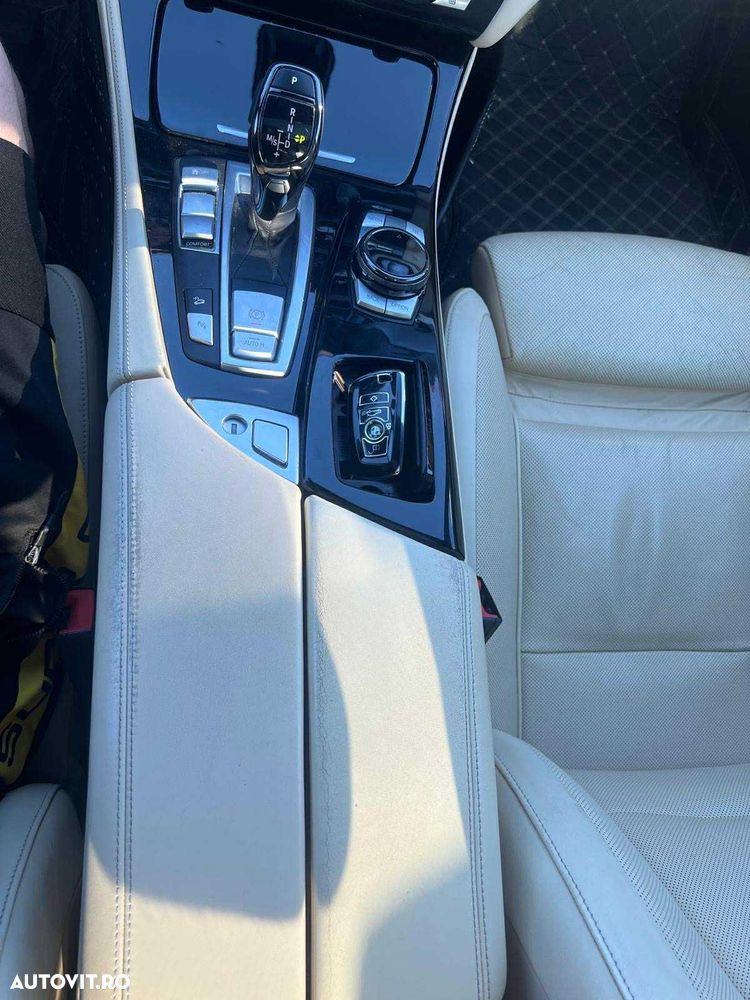 BMW Seria 5 535d xDrive - 4