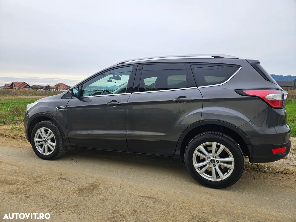 Ford Kuga 2.0 TDCi 4WD Titanium - 5