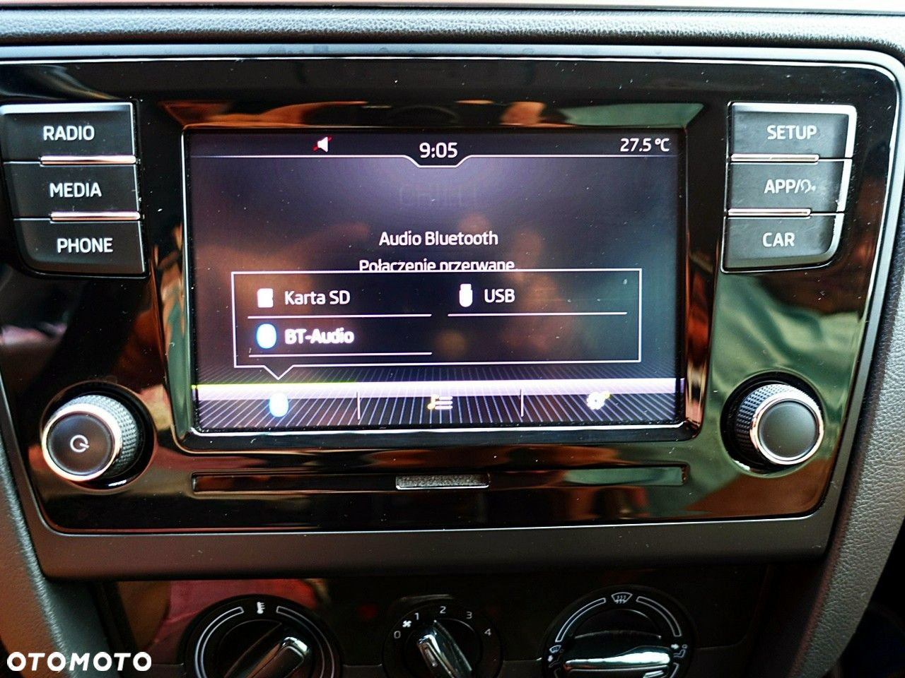 Skoda RAPID - 35