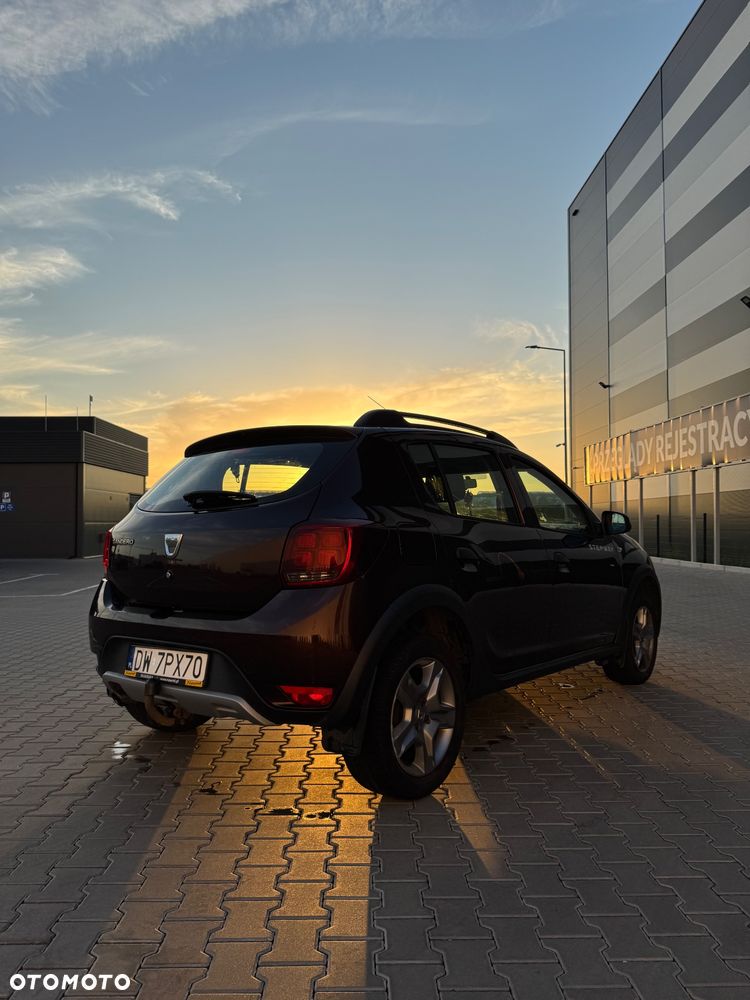 Dacia Sandero 0.9 TCe Laureate S&S - 4