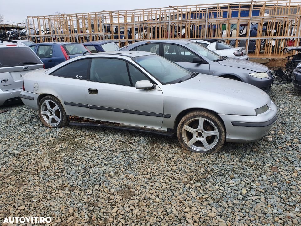 Dezmembrari  Opel CALIBRA A (85)  1990  > 1997 2.0 i Benzina - 3