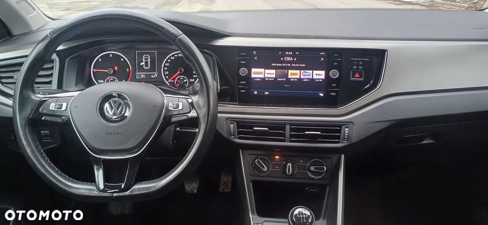 Volkswagen Polo 1.6 TDI SCR Comfortline - 13