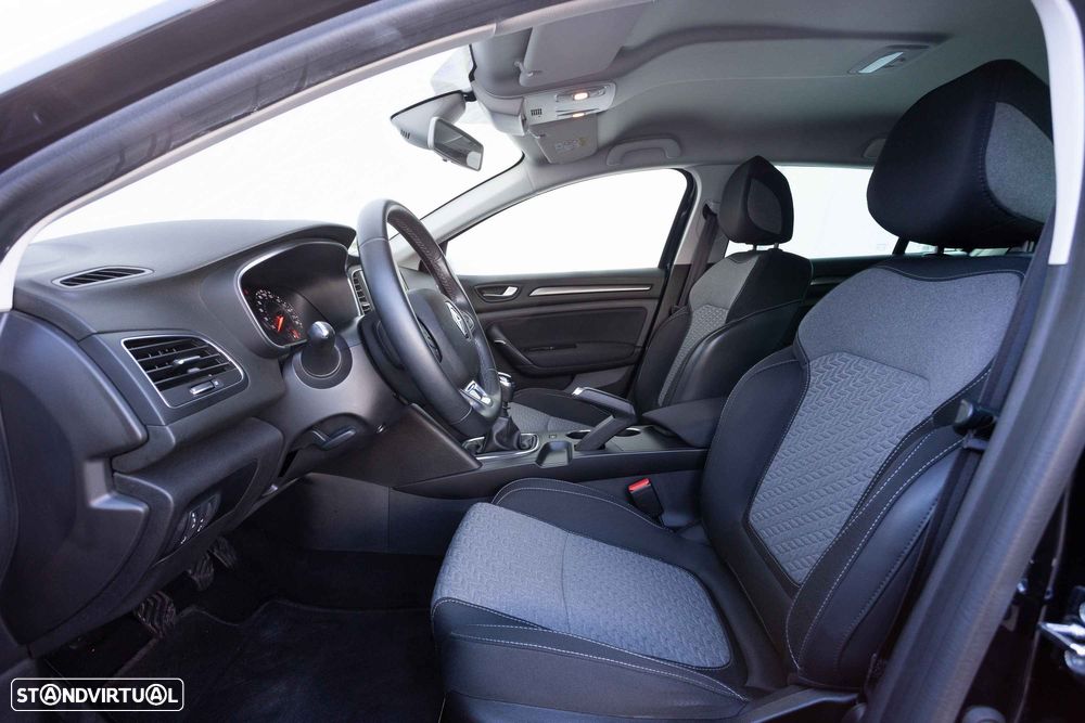 Renault Mégane Sport Tourer 1.5 Blue dCi Limited C/PM+Pneu - 26