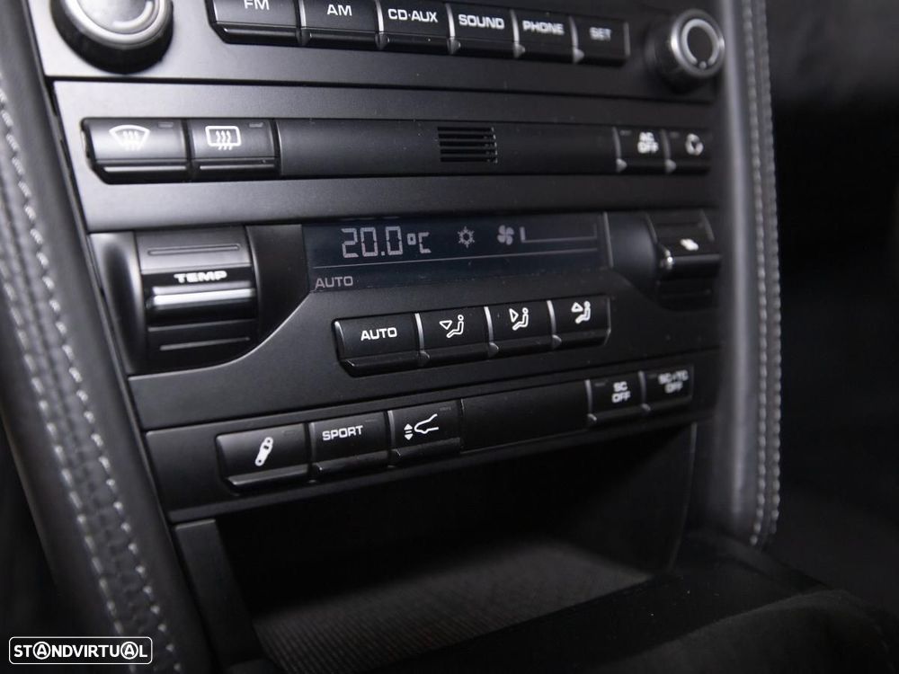 Porsche 911 (997) GT3 RS - 17