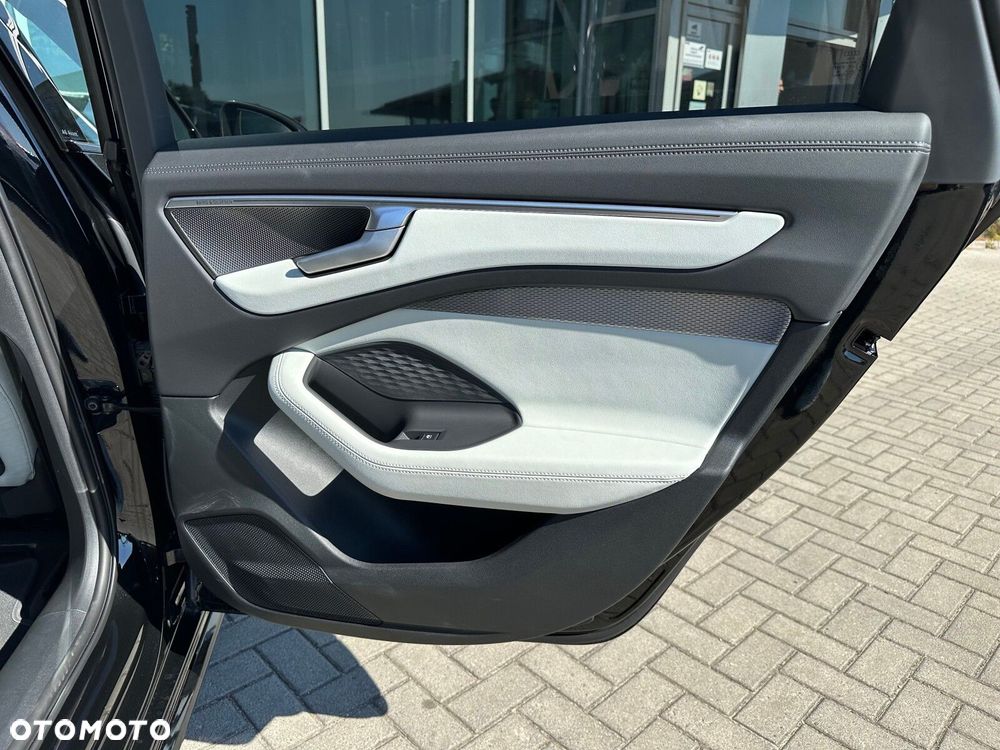 Audi A6 Avant - 21