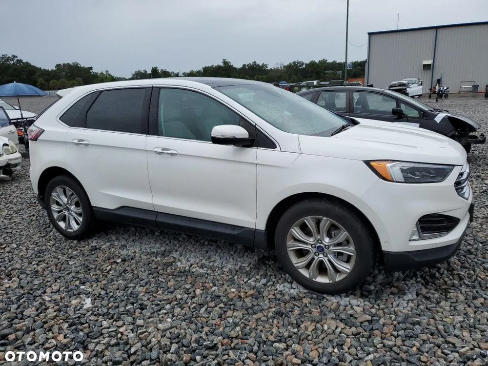 Ford Edge - 3