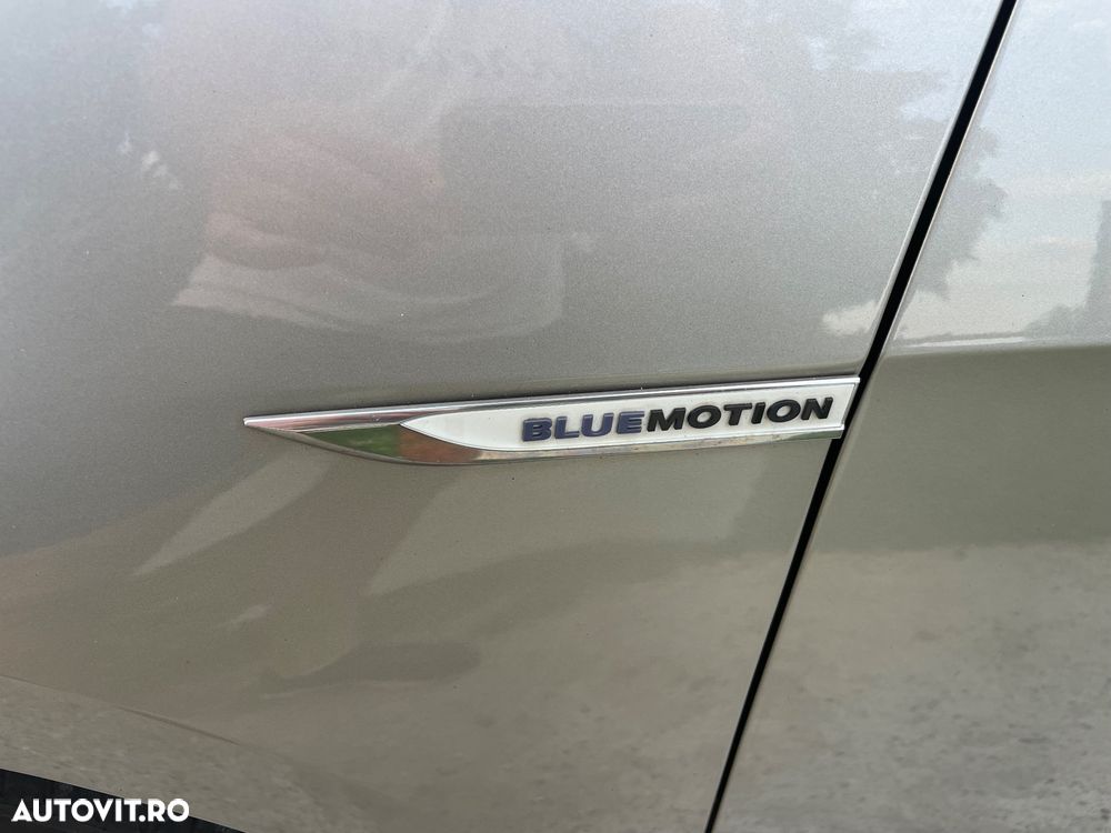 Volkswagen Golf - 18