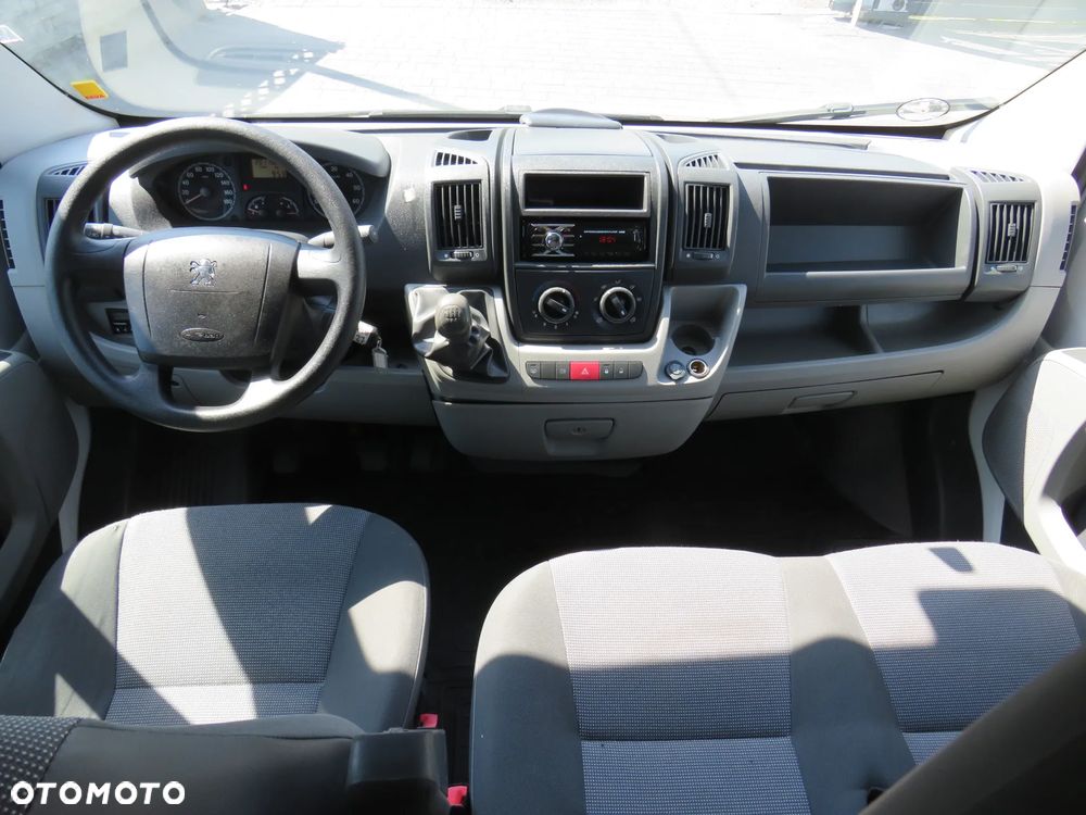 Peugeot Boxer L2H2 2.2HDI 120Ps *Brygadówka*7 osób* - 33