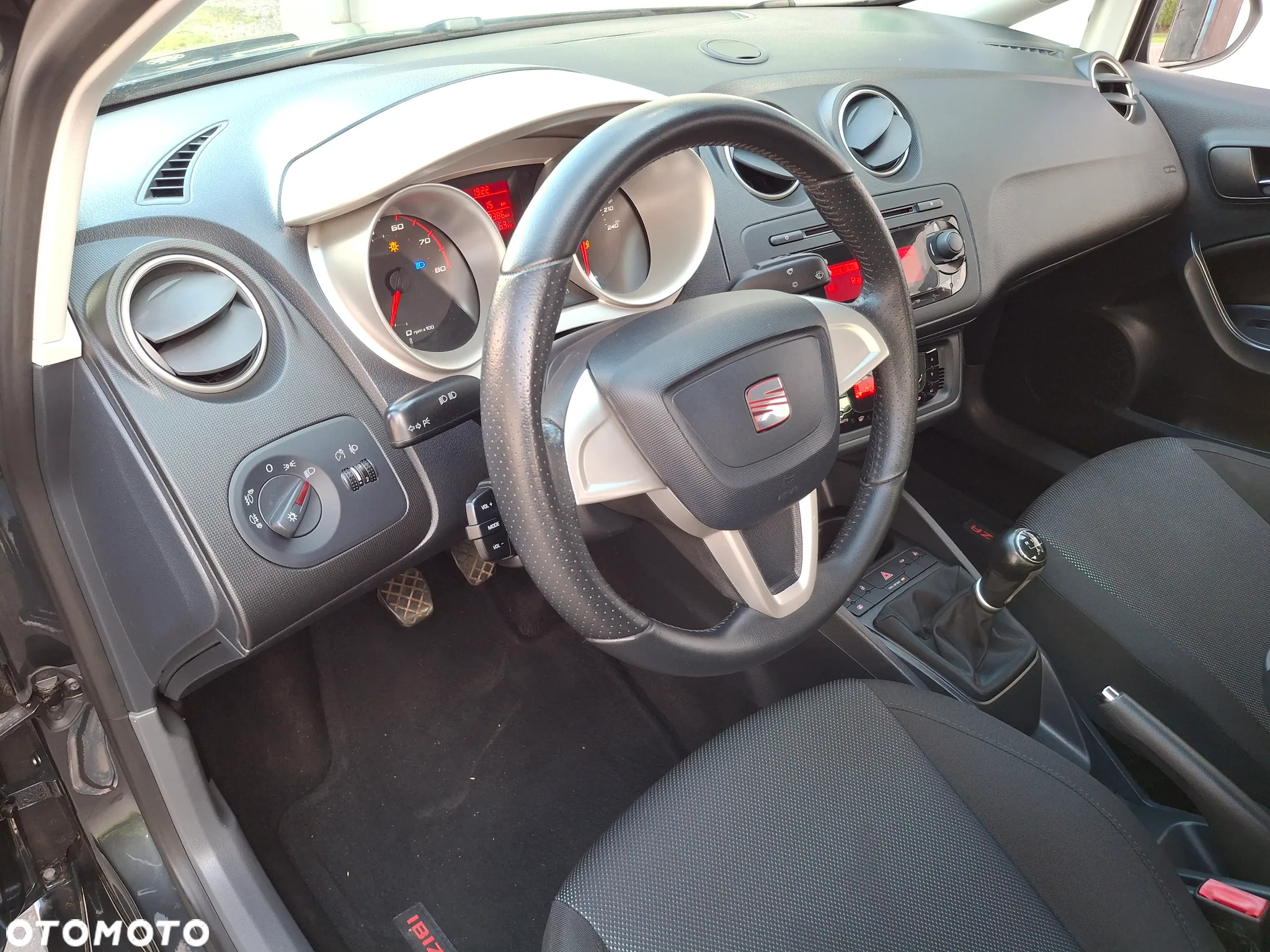 Seat Ibiza 1.4 16V Sport - 15