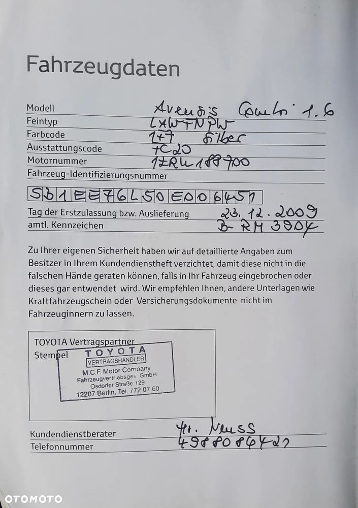 Toyota Avensis Combi 1.6 Comfort - 17