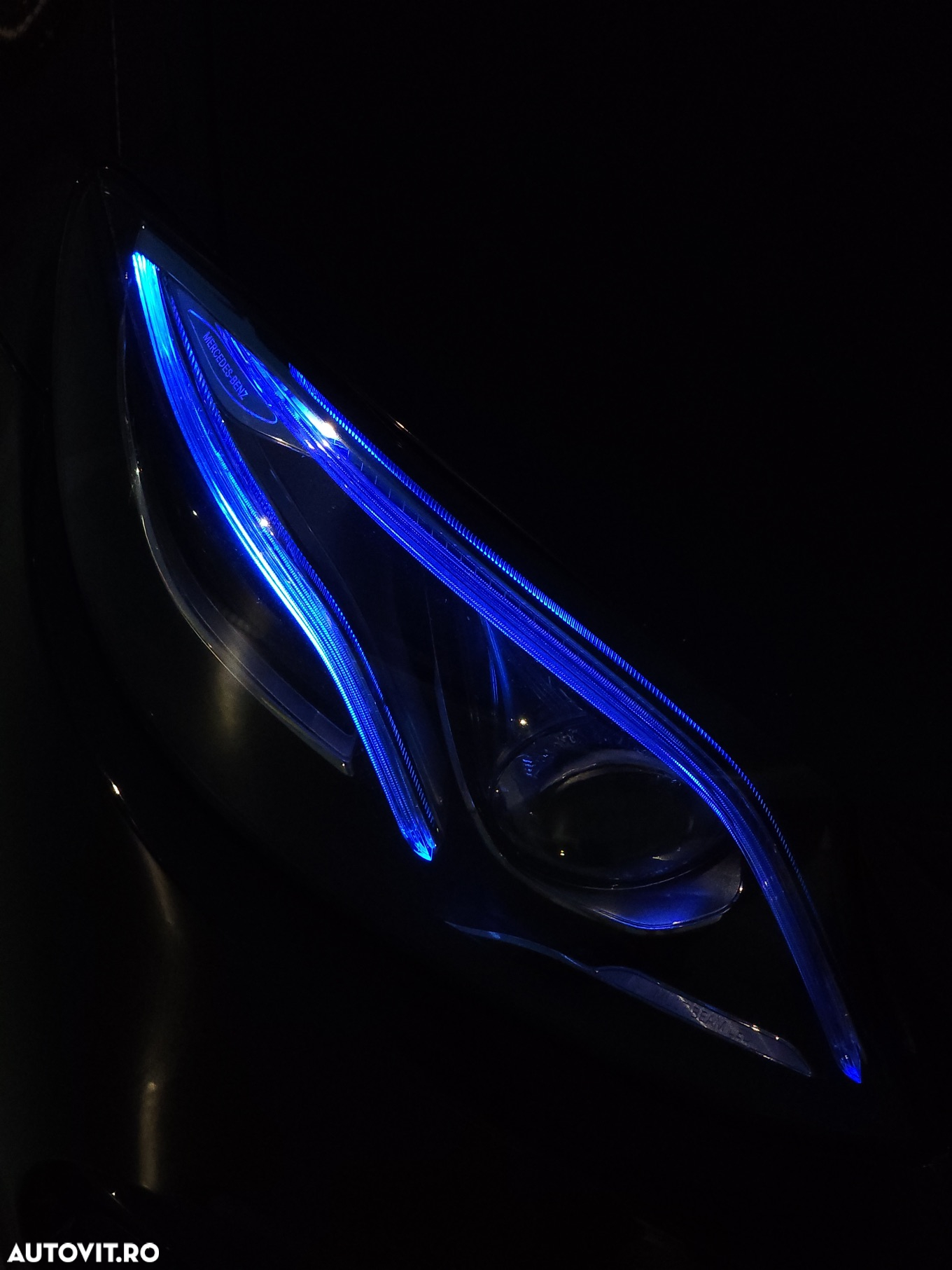 Mercedes-Benz E 220 d Aut. - 29